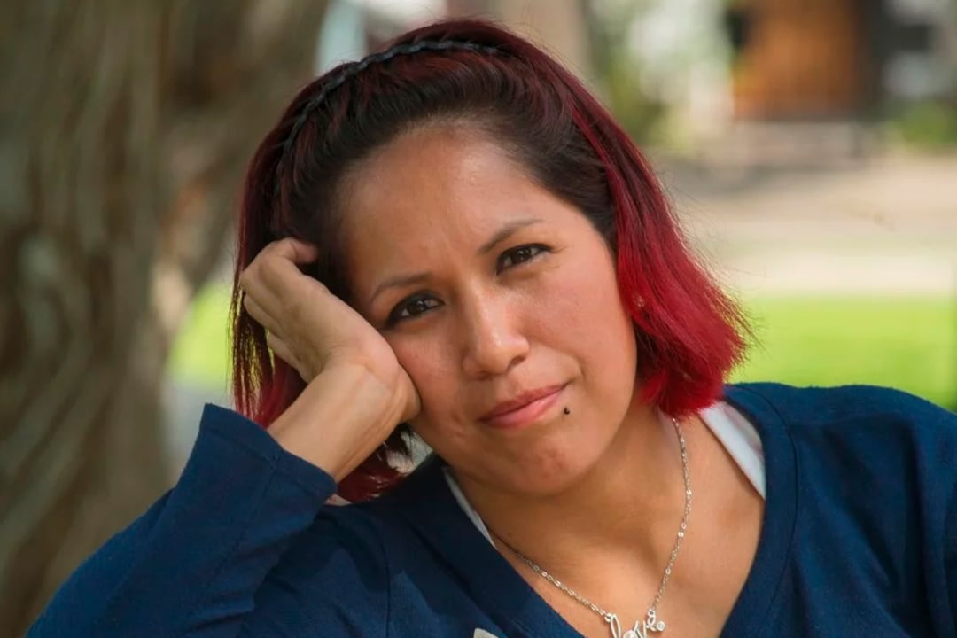 Vanessa Gómez Cueva separada con violencia de sus hijos, ahora puede regresar.