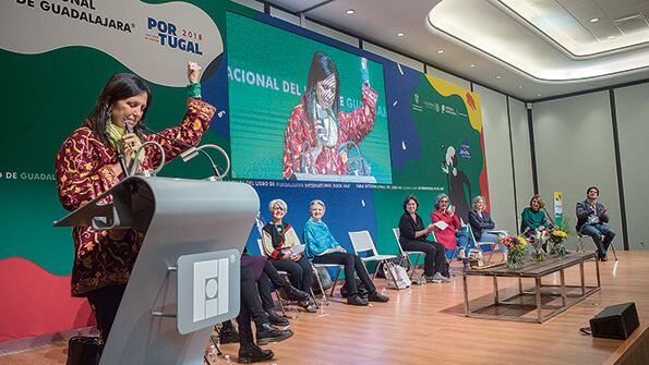 “Las Sor Juana de hoy, anónimas o públicas, contamos con el colectivo de mujeres”, dijo Claudia Piñeiro.