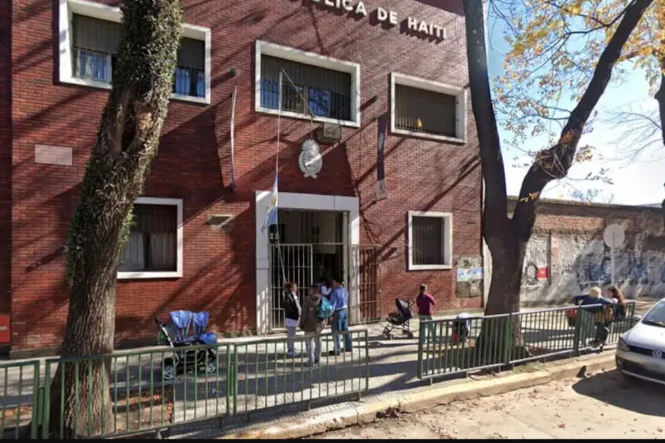 La escuela República de Haití, donde asistía la niña fallecida por desnutrición.