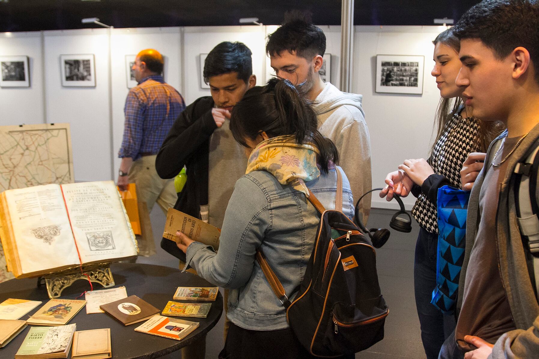 La Feria es organizada por la Asociación de Libreros Anticuarios de Argentina