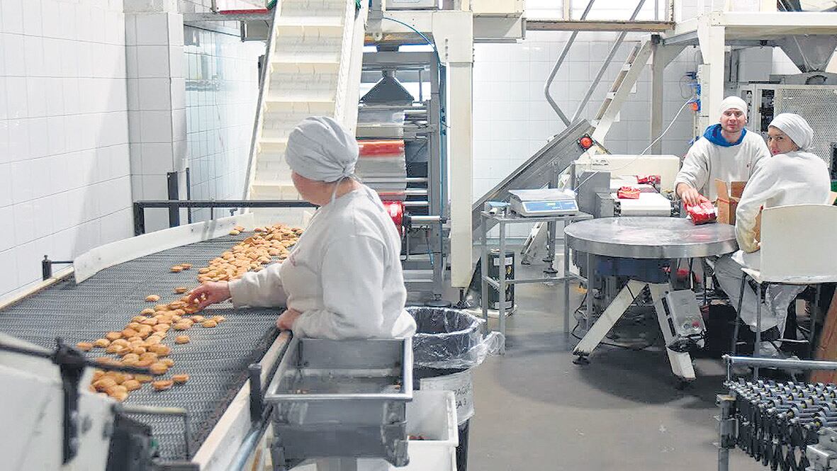 Las industrias evalúan de forma negativa la situación de la economía nacional.