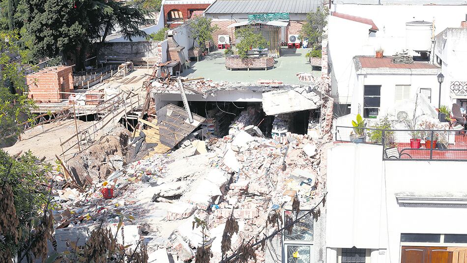 Reciente derrumbe en el barrio de San Cristóbal, donde murió un hombre de 32 años.