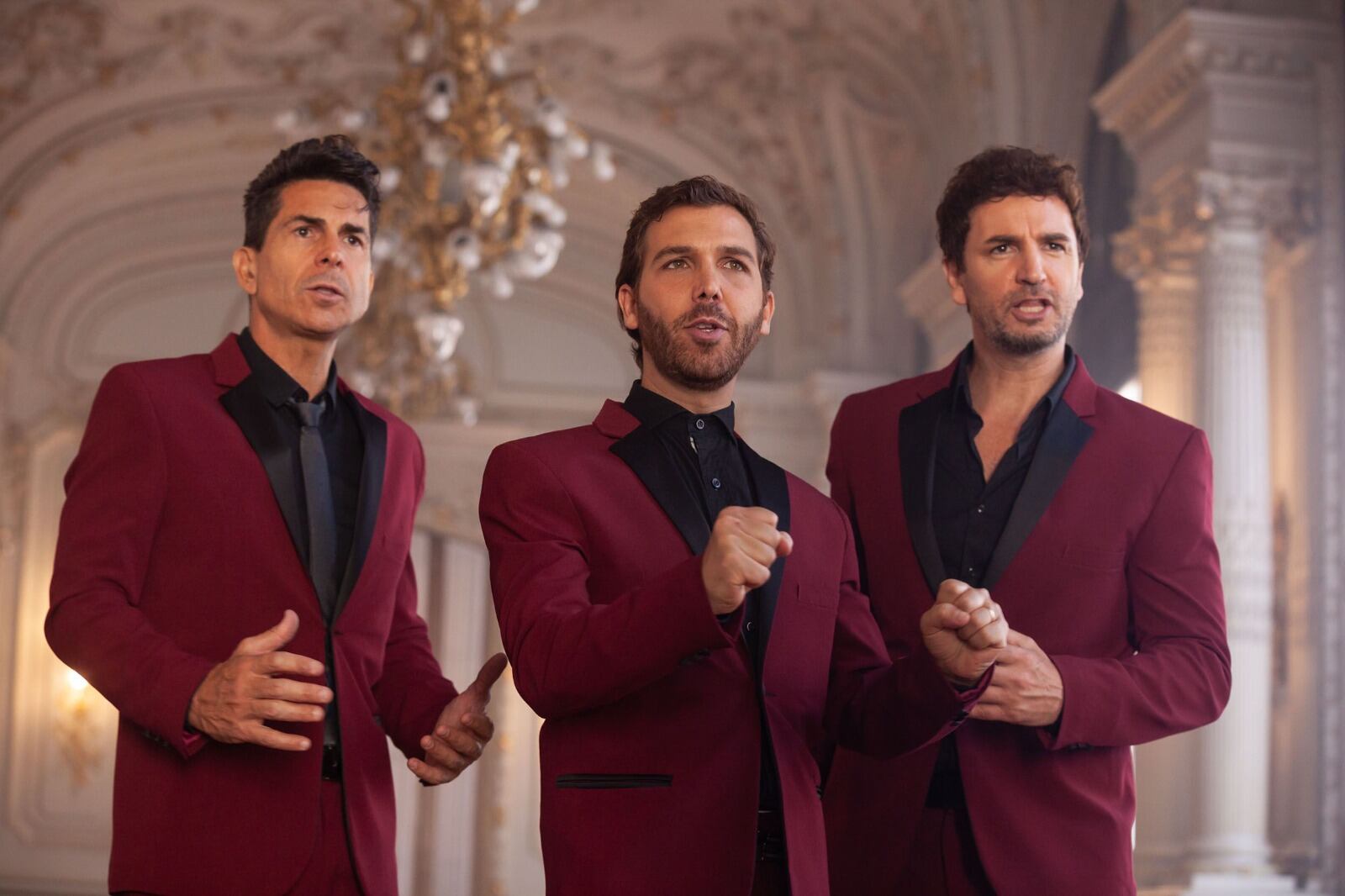 "Conseguimos ese sonido que anhelábamos equilibrando lo 'lírico' sobre lo 'pop'”.