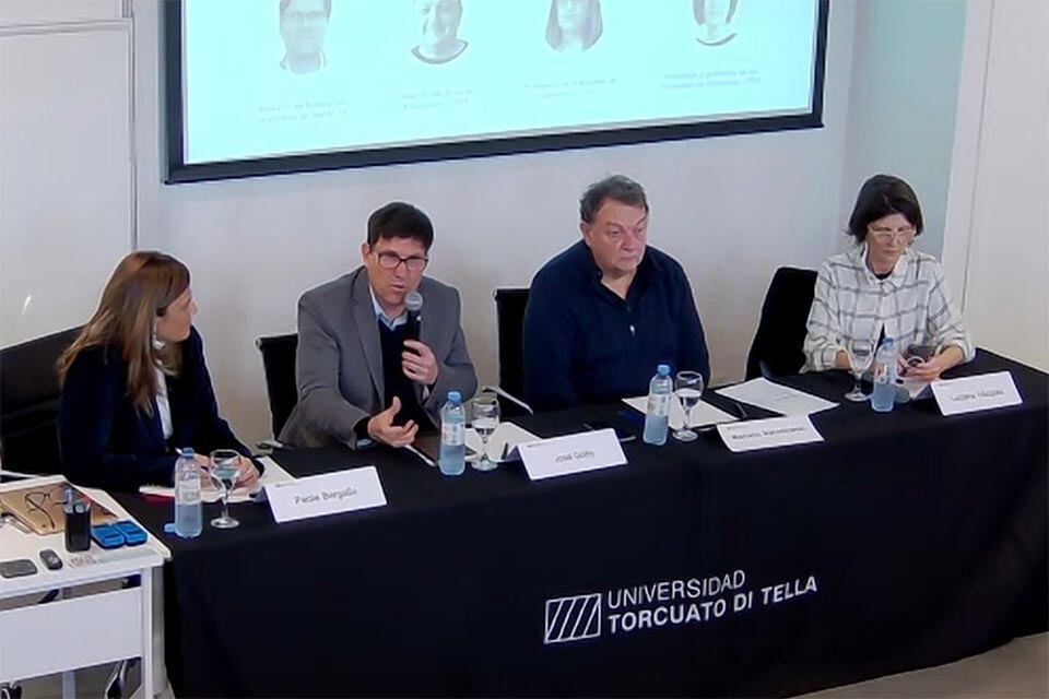 Goity y Narodowski expusieron en su momento en la Universidad Torcuato Di Tella.