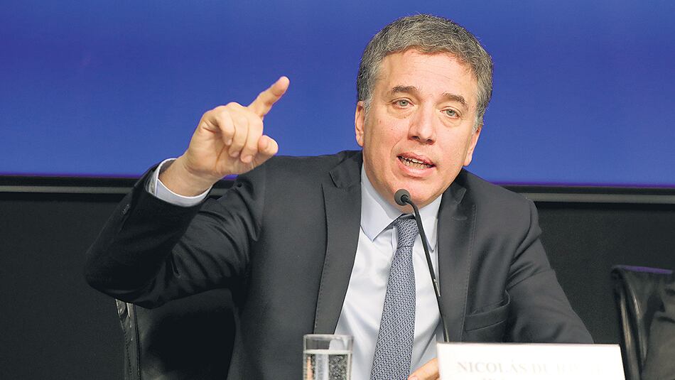 El ministro de Hacienda, Nicolás Dujovne, quedó como máximo responsable de la política de endeudamiento.