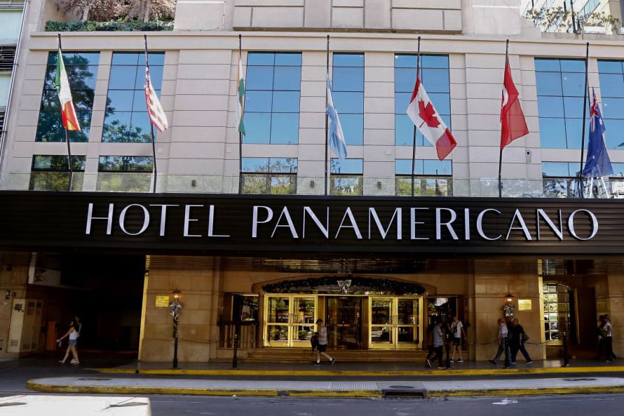 En el Hotel Panamericano todavía permanecen aislados 40 pasajeros del ferry.