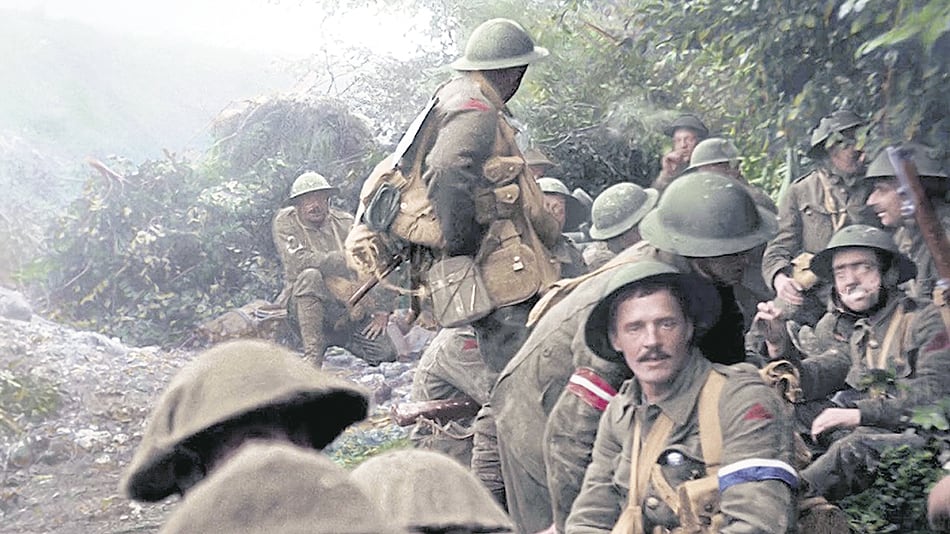 Lejos del didactismo, a Peter Jackson le interesa la paleta de sensaciones humanas ante guerra.