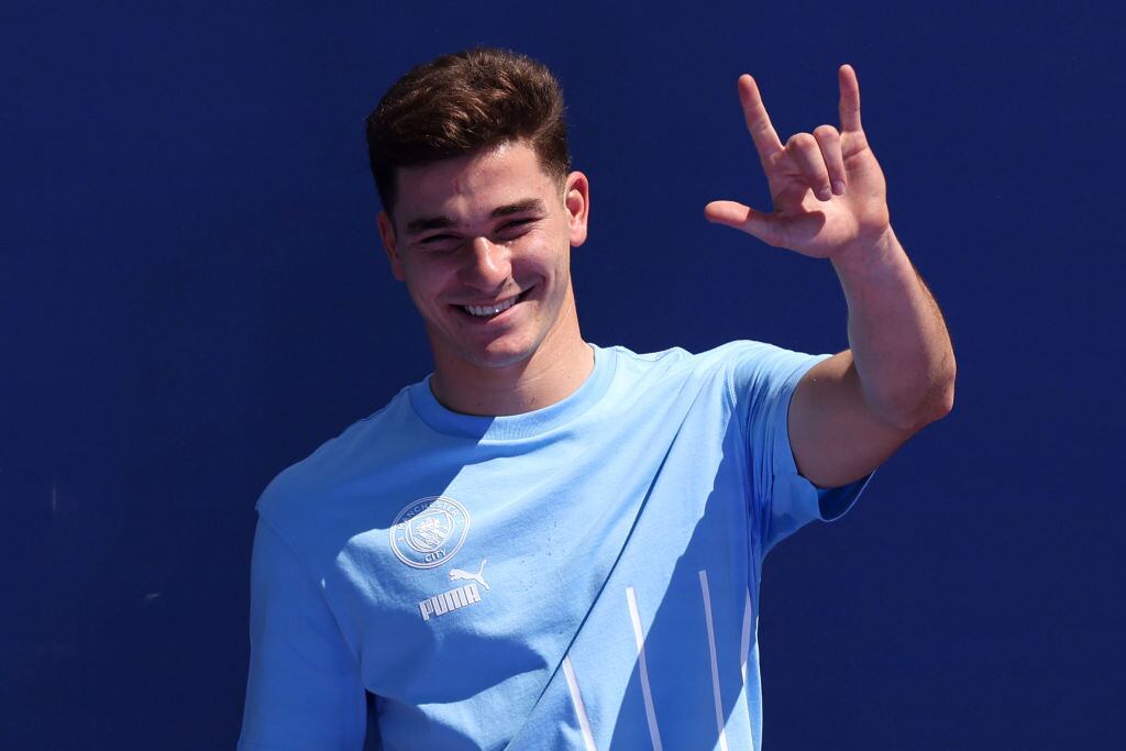 Manchester City presentó a Julián Álvarez. Foto: Twitter @ManCityES.