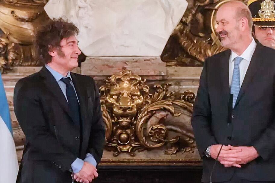 Milei y Sturzenegger en la Rosada