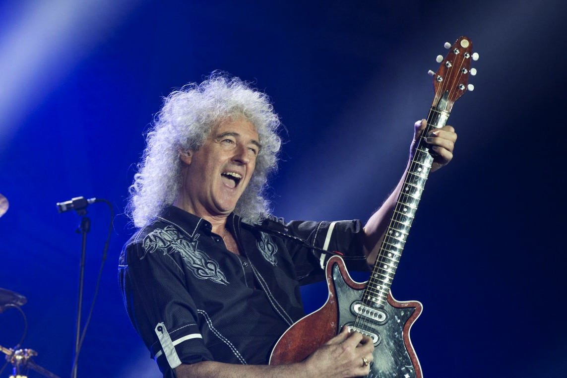 "Amo a Clapton pero los antivacunas me parecen chiflados." dice Brian May