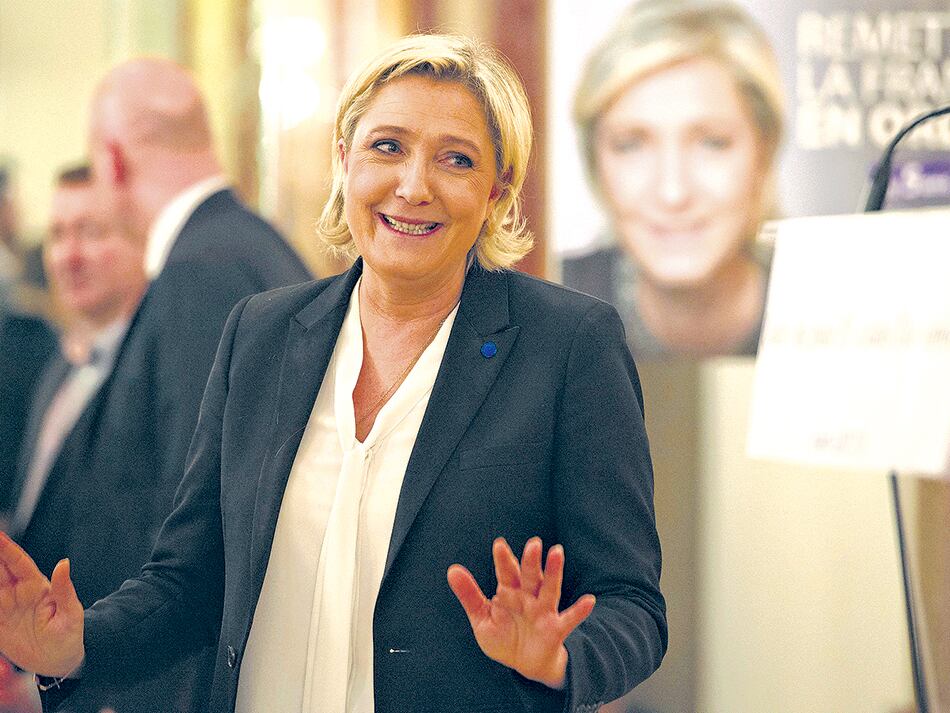 Marine Le Pen fue despojada de su inmunidad por el Parlamento Europeo por difundir imágenes de crímenes del Estado Islámico.