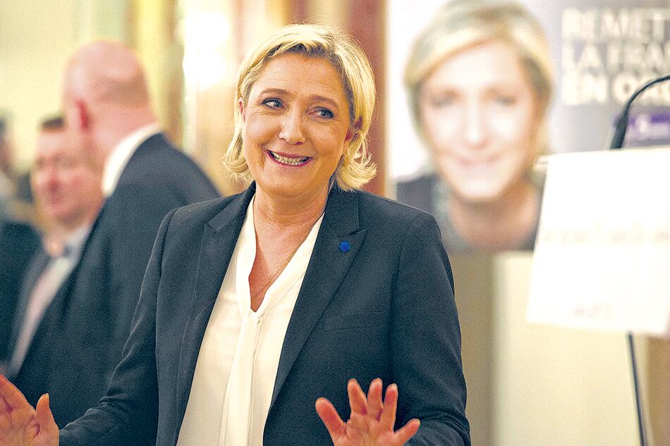 Marine Le Pen fue despojada de su inmunidad por el Parlamento Europeo por difundir imágenes de crímenes del Estado Islámico.