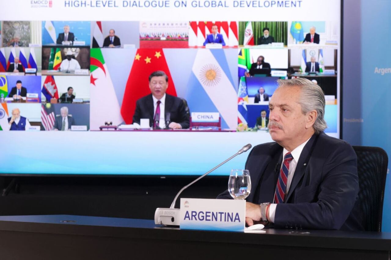 Alberto Fernández pidió que la Argentina se incorpore al grupo de economías emergentes denominado BRICS.