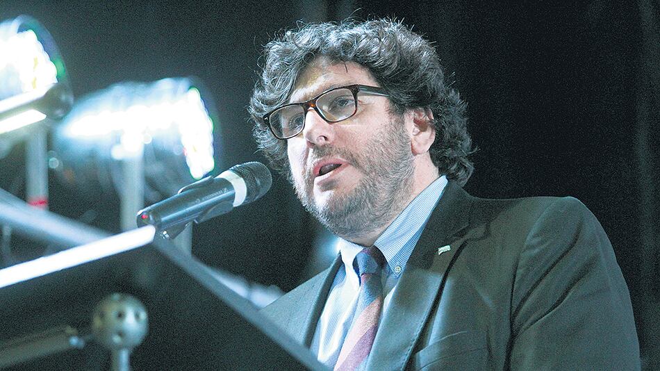 Avelluto hizo una extraña comparación entre Mauricio Macri y Marcos Peña y los dibujitos Tom y Jerry.