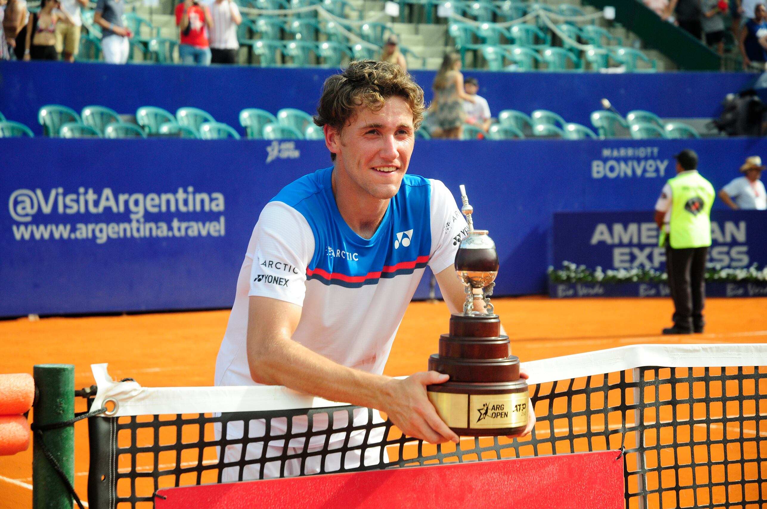 Casper Ruud celebró su primer título y su mejor ránking histórico en Buenos Aires.