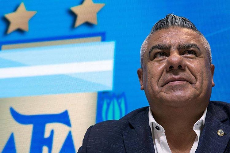 Chiqui Tapia concreta hoy una singular reelección.
