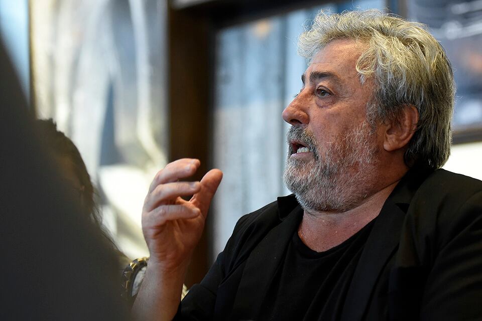 Molina apunta a experimentar, indagar y tomar riesgos estéticos. 