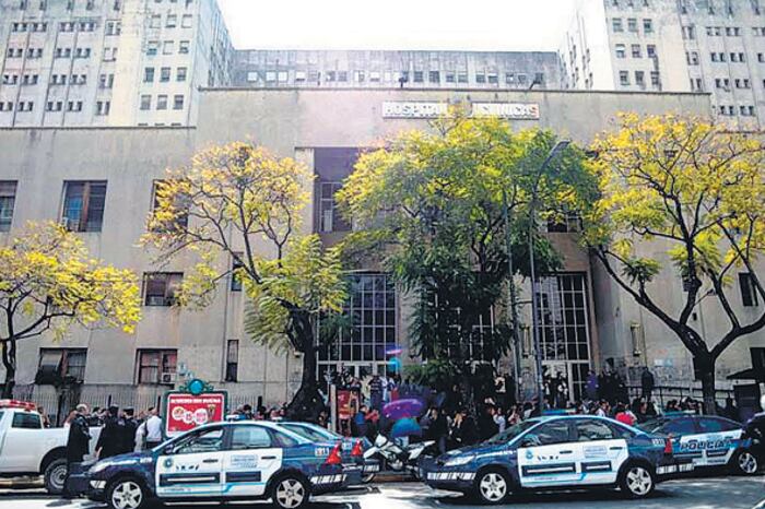 Gollán sostiene que el nuevo sistema es promovido por la OMS “de la mano de los grandes laboratorios”.