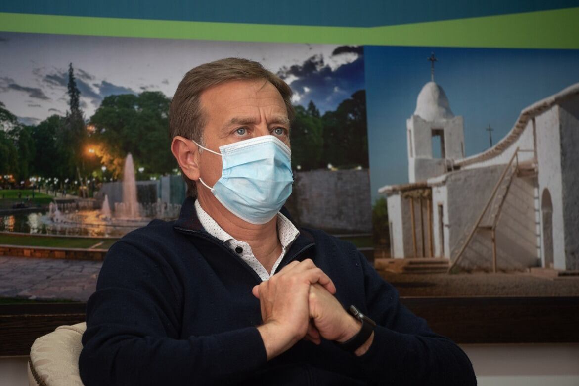 Suárez es candidato a senador suplente en la lista de Cambia Mendoza