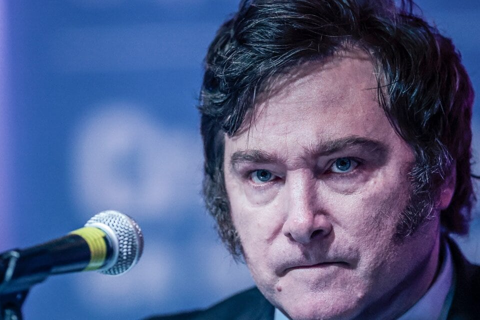 Javier Milei canta en el Luna Park y presenta su nuevo libro: cómo ver online y en vivo