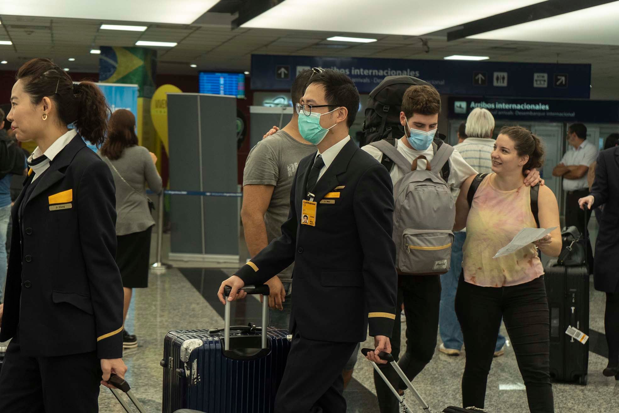 El barbijo sólo está indicado para pacientes infectados.