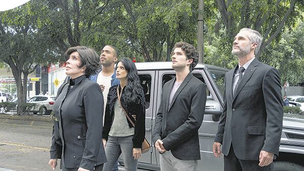 “Yo me resistía, pero mis hijos me dijeron ‘mamá, lo menos que hace una señora de tu edad en pantalla es fumar marihuana’”.