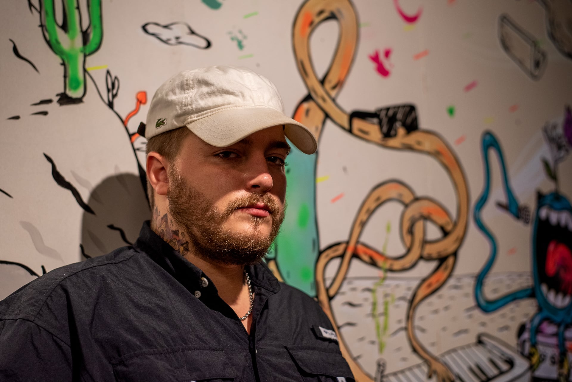 Sensible, directo, melódico y un poquito raspador. Sin tranzar nada, Zeballos resulta ser un tipo de rapero que le gusta a mucha gente