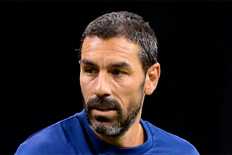 Pires estuvo de visita en Argentina observando futbolistas