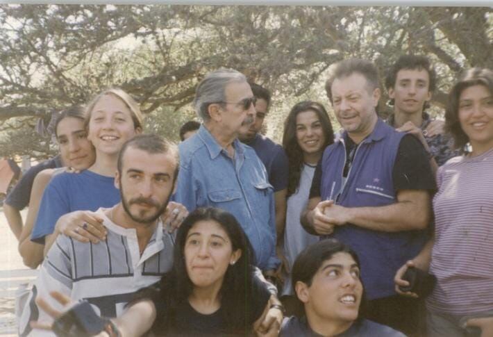 Gieco y Gelman con hijos, en Cabalango, 1995.