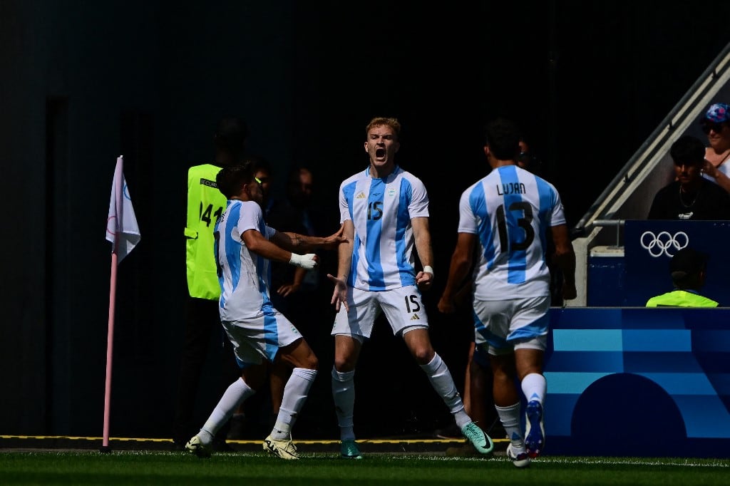 Gondou celebra el segundo gol de Argentina.