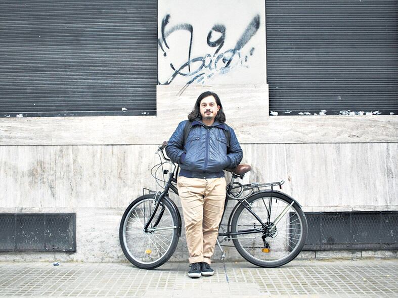 “Mi intención fue generar un montaje que no fuera sólo un flujo de imágenes”, asegura Pécora.