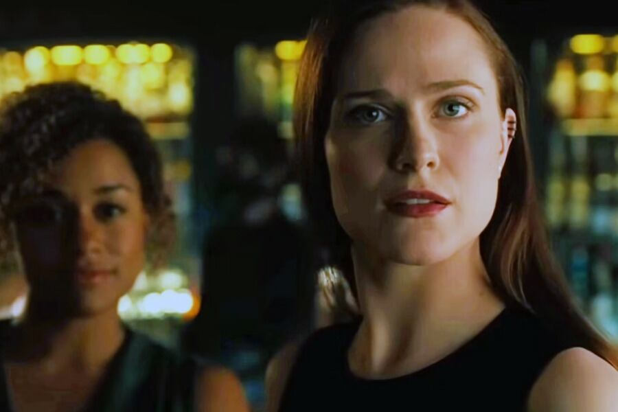 La creación de Jonathan Nolan y Lisa Joy consta de ocho episodios.