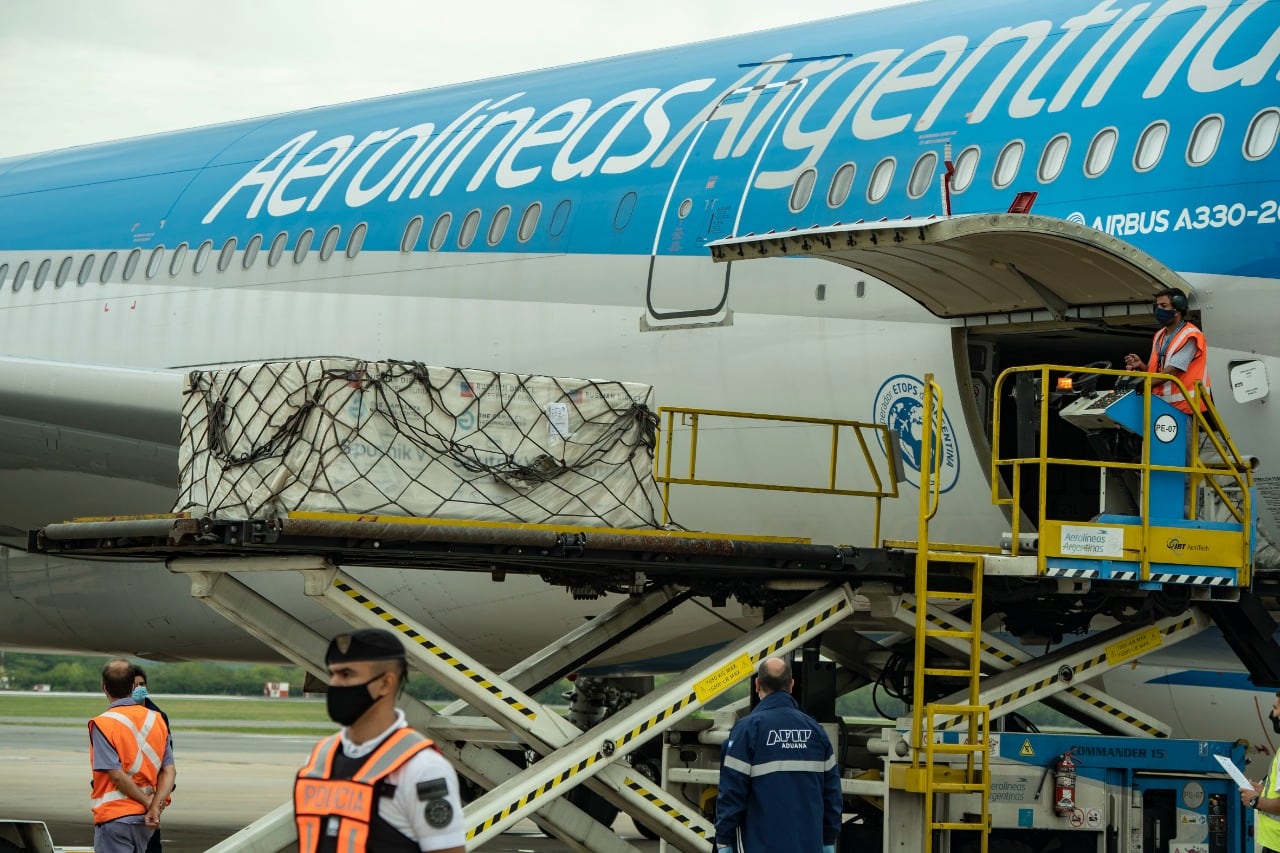 La Argentina terminaría junio recibiendo un total de 8.200.000 vacunas, todo un record.