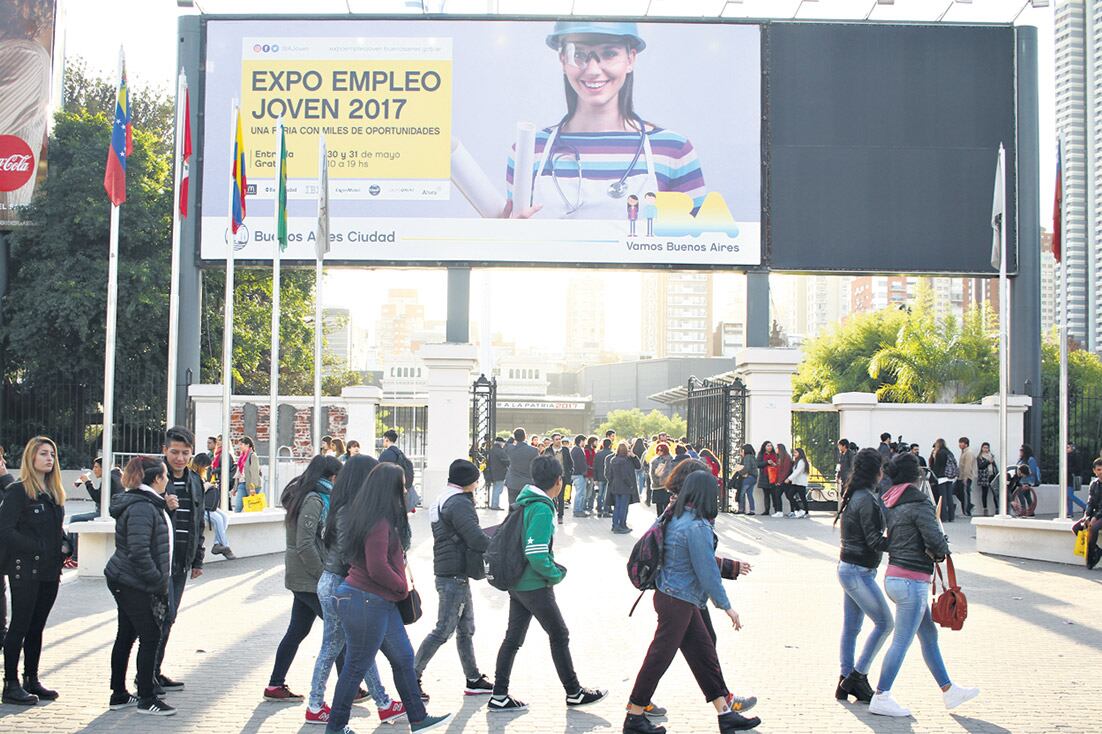 La feria fue organizada por la Dirección de Políticas de Juventud de la Ciudad de Buenos Aires.