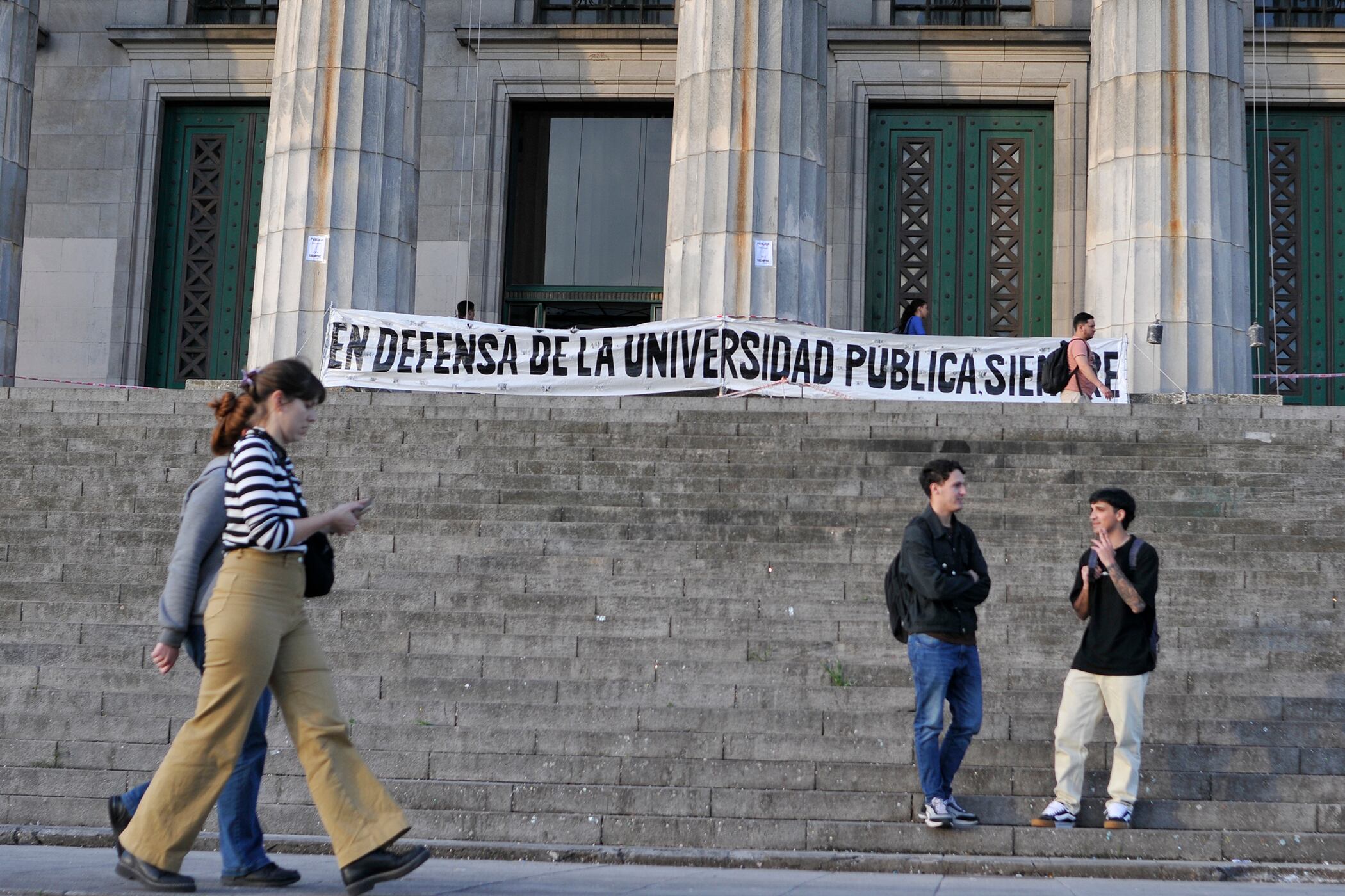 Este miércoles habrá paro universitario en todo el país.