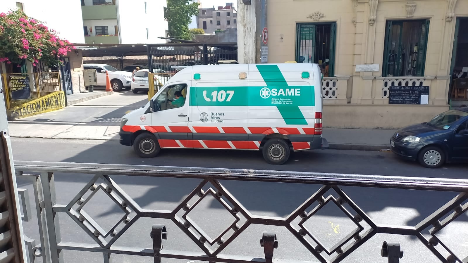 Traslados de urgencia en el Colegio 7, en Chacabuco al 900.