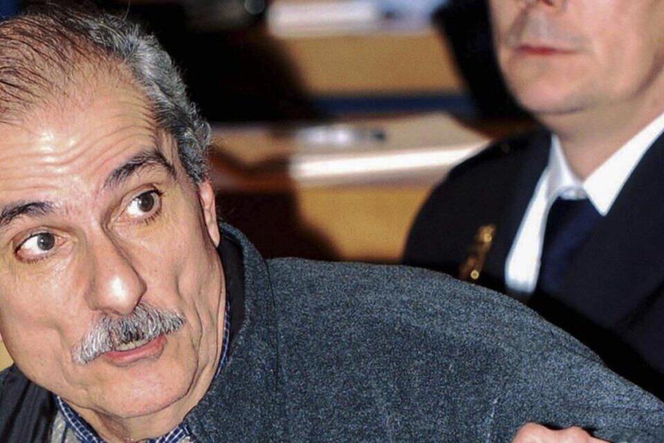 Adolfo Scilingo fue condenado en Madrid el 19 de abril de 2005  a 640 años de cárcel por los vuelos de la muertes
