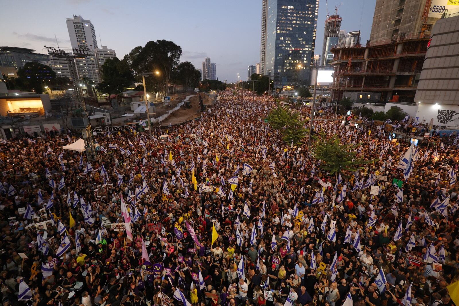 Unas 300 mil personas se manifestaron en Tel Aviv.