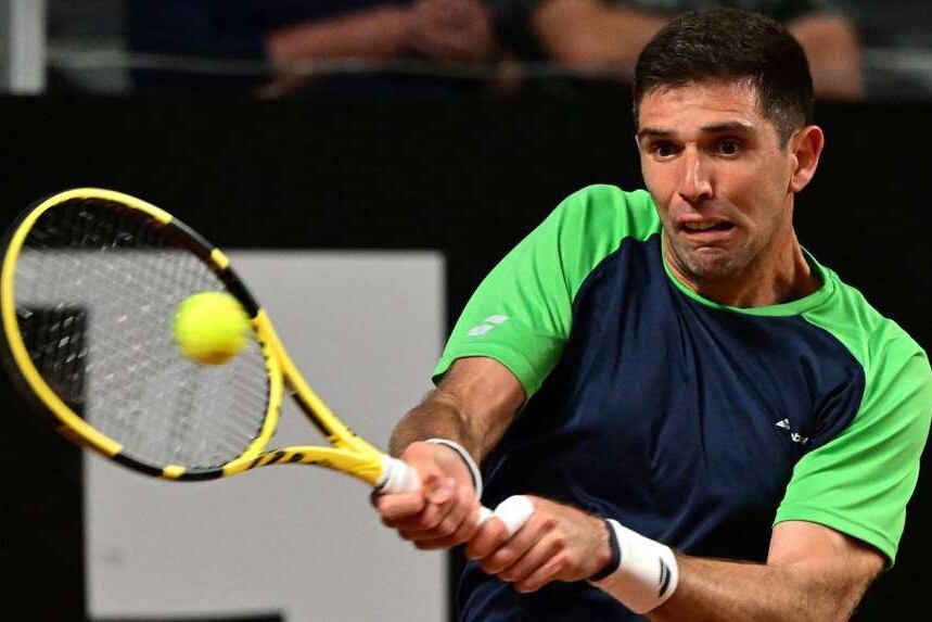Delbonis se impuso en sets corridos ante Mannarino.