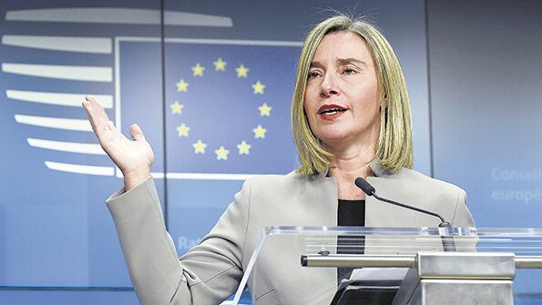 La alta representante de la UE para la Política Exterior, Federica Mogherini, pide elecciones.