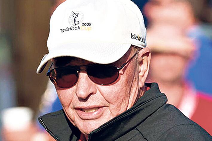 Joe Lewis, el magnate británico amigo del presidente Mauricio Macri.