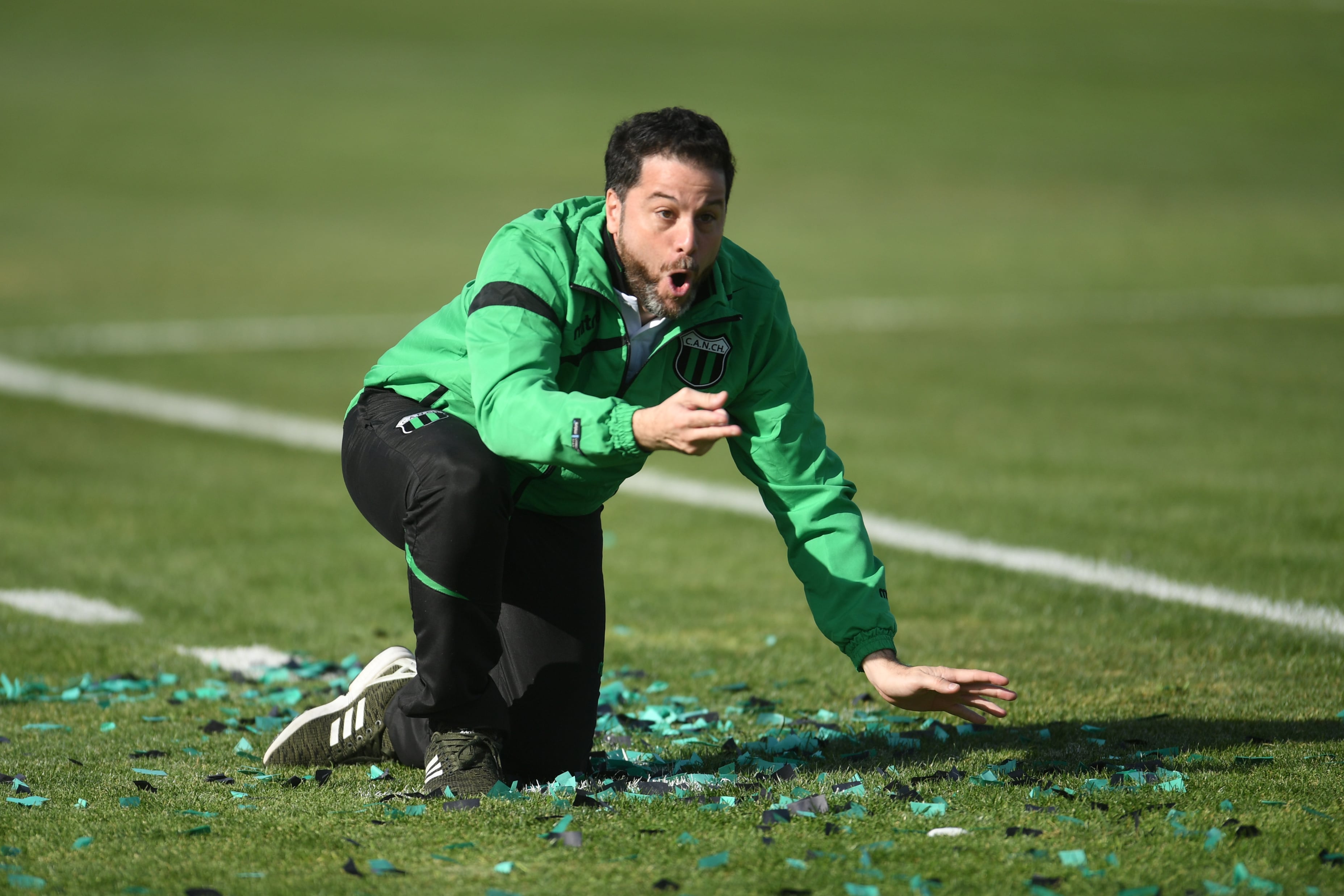 Rodolfo De Paoli debutó como DT de Chicago con un empate ante Estudiantes de Río Cuarto.