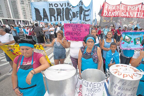 Las organizaciones sociales exigen una mejora sustancial de las asignaciones y que se declare la emergencia alimentaria.
