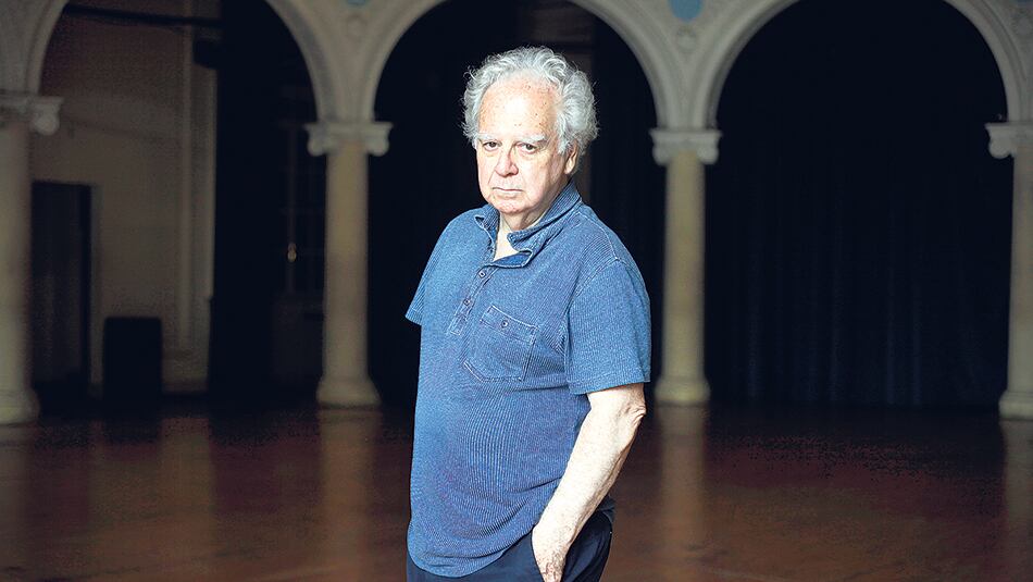 Barney Finn montó la obra en el teatro 25 de Mayo. Va de jueves a domingo.