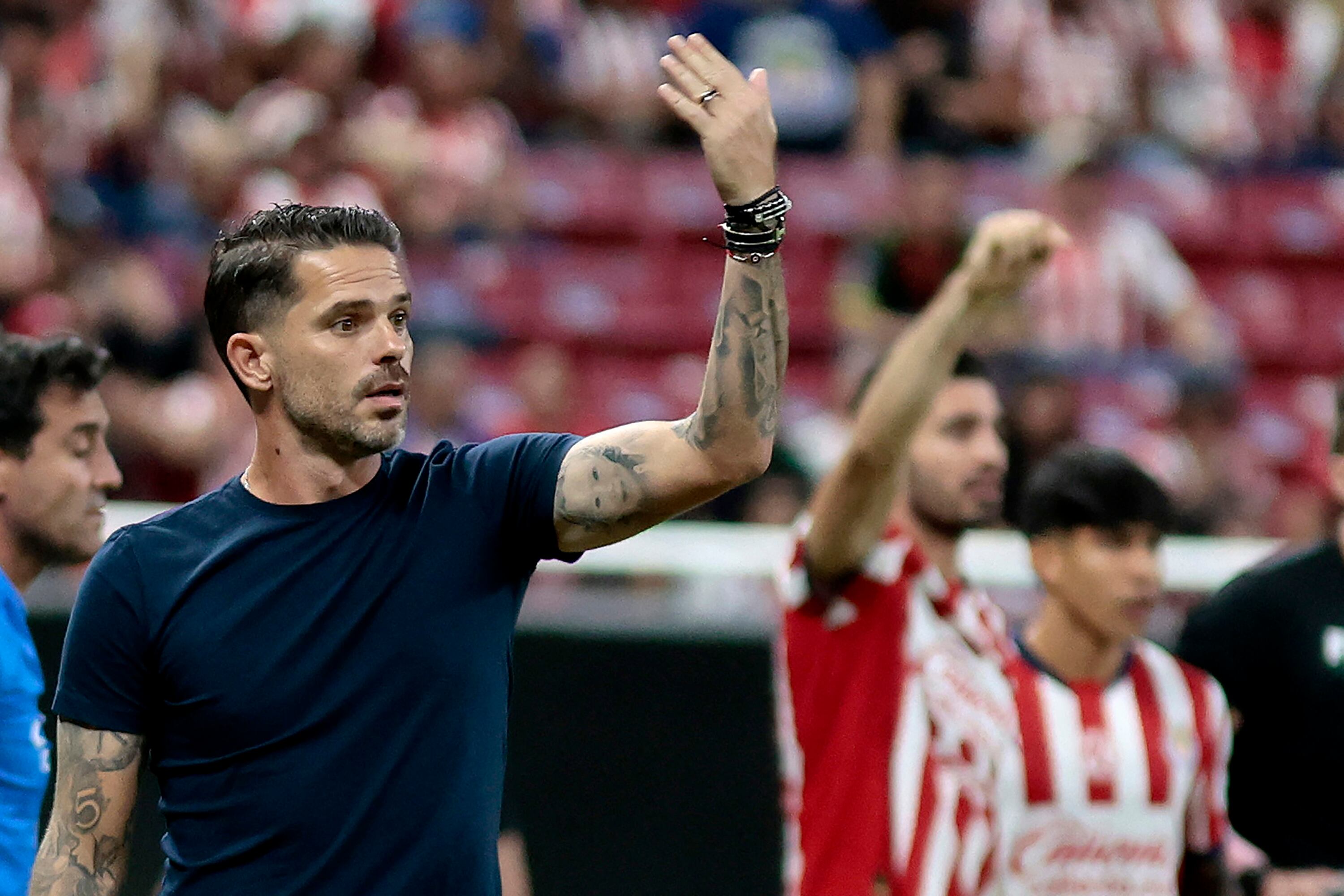 Gago deja las Chivas para sumarse como nuevo entrenador de Boca