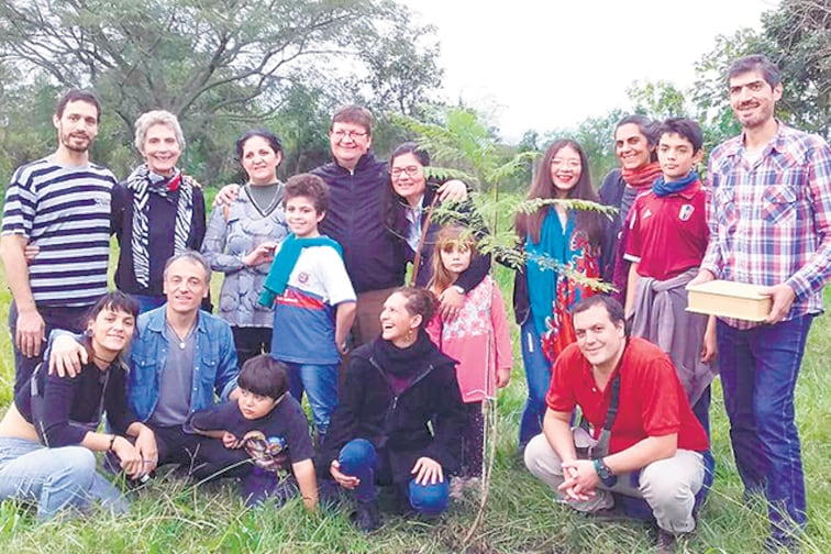 El Pozo de Vargas fue uno de los lugares donde la familia homenajeó Armando Archetti plantando cerca un árbol.