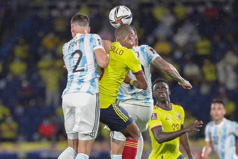 Foyth y una desafortunada actuación ante Colombia