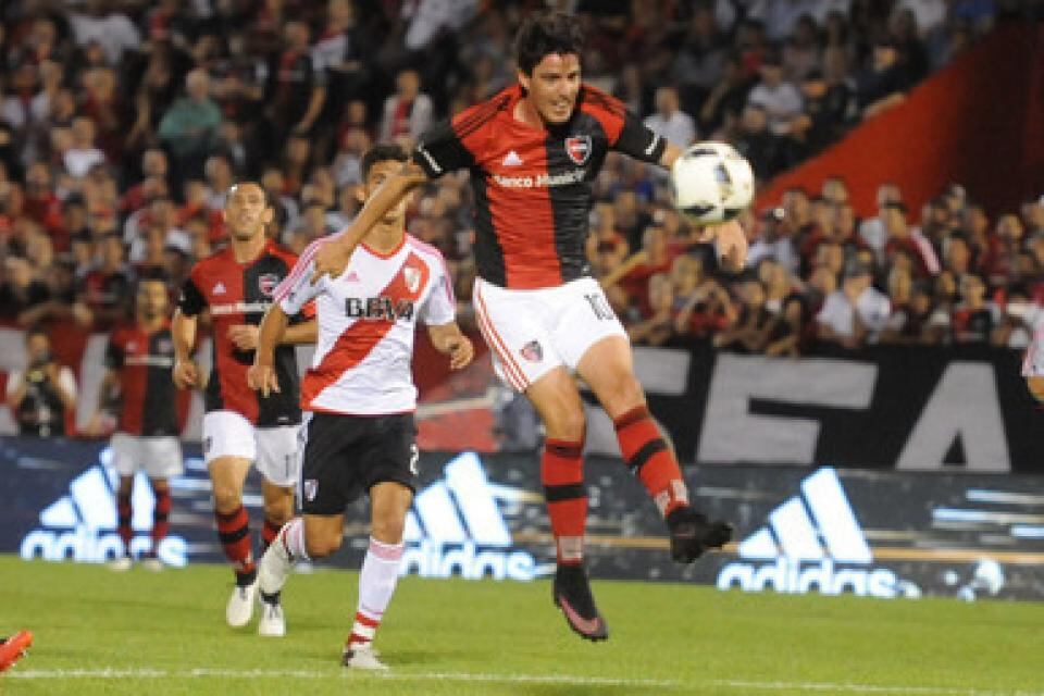 Newell's especula con el interés de los hinchas millonarios.