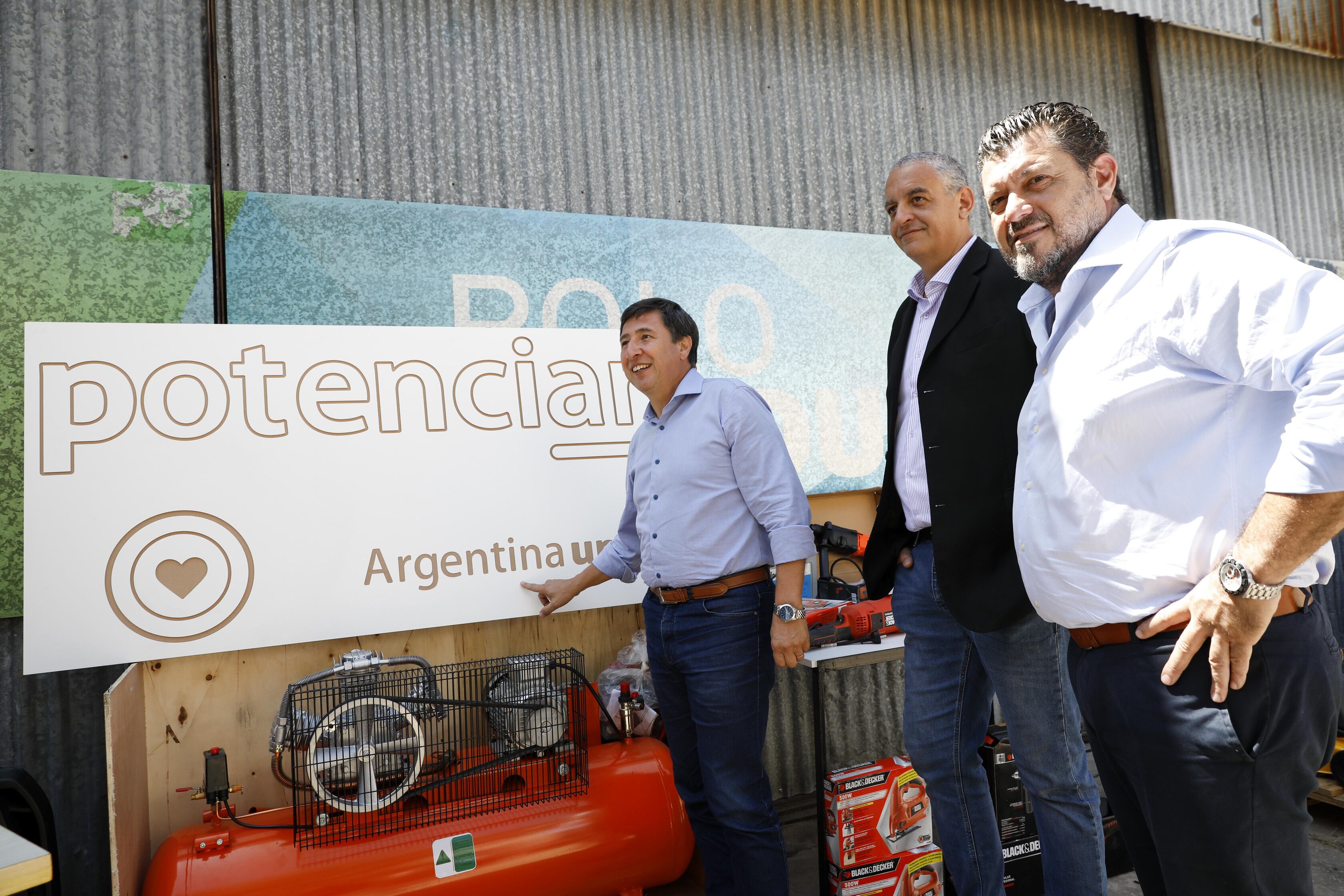 Daniel Arroyo, titular del área social, señaló que los subidios serán sin reembolso, aunque con una contraprestación solidaria. 
