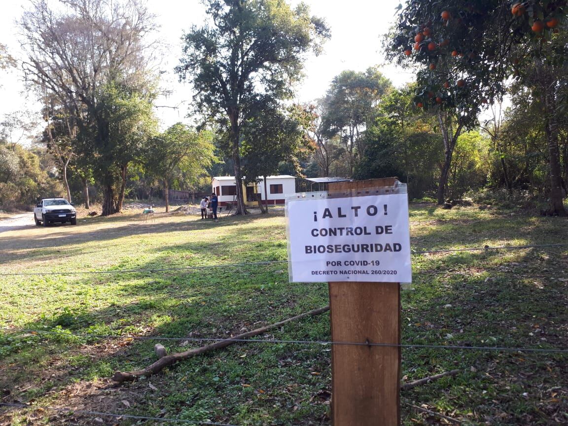 Control instalado por la Comunidad Tinkunaku en e ingreso a su territorio